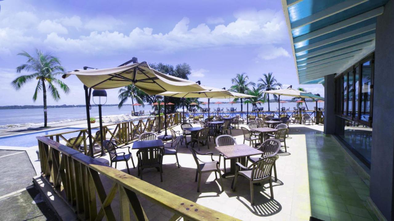 Playa Tortuga Hotel And Beach Resort Bocas del Toro Exterior photo