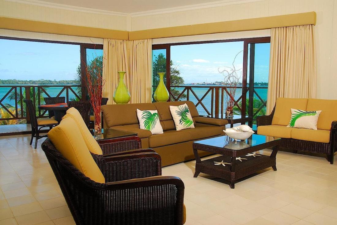 Playa Tortuga Hotel And Beach Resort Bocas del Toro Exterior photo